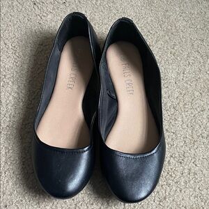 Falls Creek Women's Black Flats